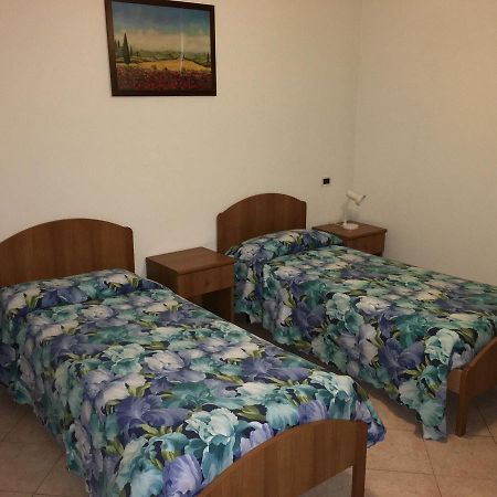 Albergo Ristorante Pizzeria Da Michele Venzone Zewnętrze zdjęcie