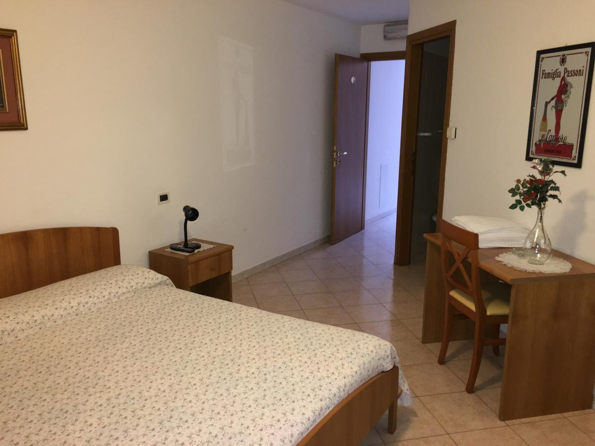 Albergo Ristorante Pizzeria Da Michele Venzone Zewnętrze zdjęcie